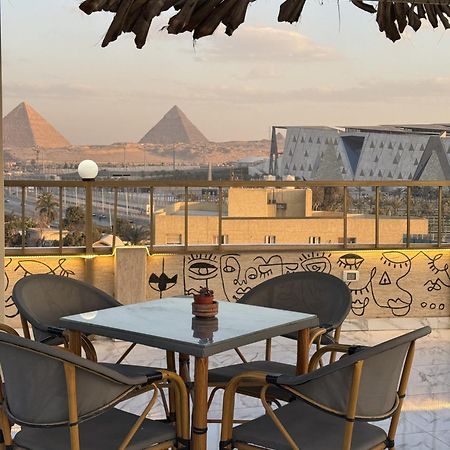 Topview Pyramids And Museum Nazlat as Sammān Екстериор снимка